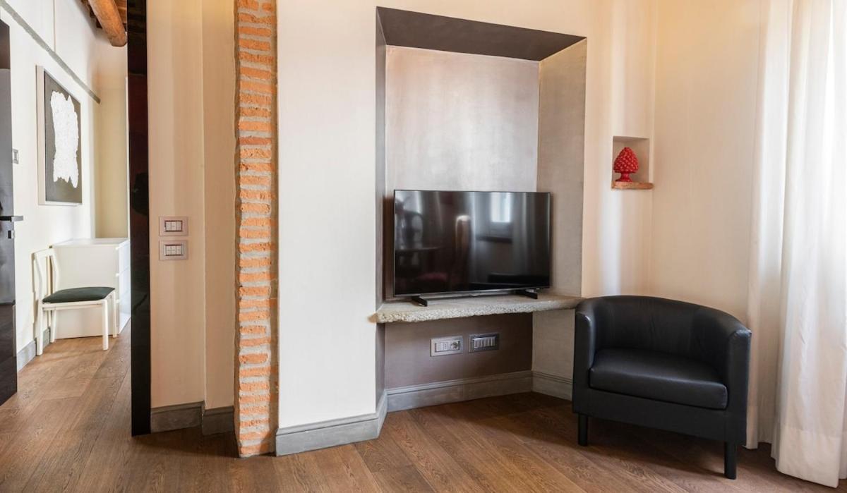 Cosy In Glamorous Santo Spirito Florenz